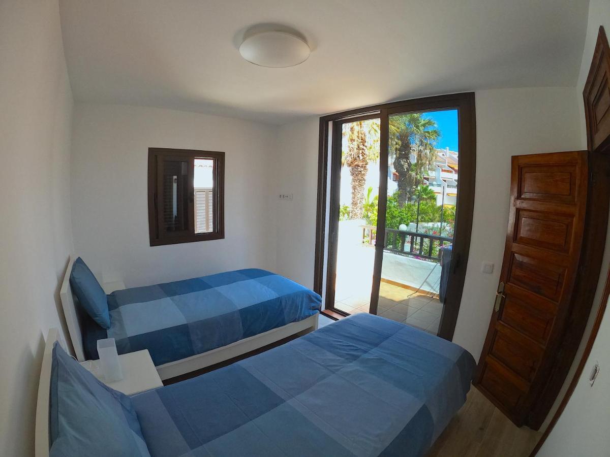 Parque Santiago I - 2 Bedroom - 1 Bathroom - Open Plan Living - Kitchen Area - Extra Large Balcony - First Floor Apartment Плая де лас Америкас Екстериор снимка